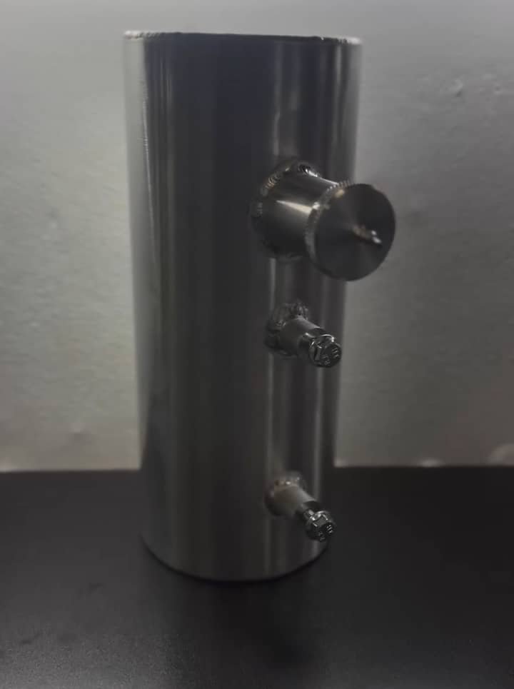 4 liter gas tank - Image 2