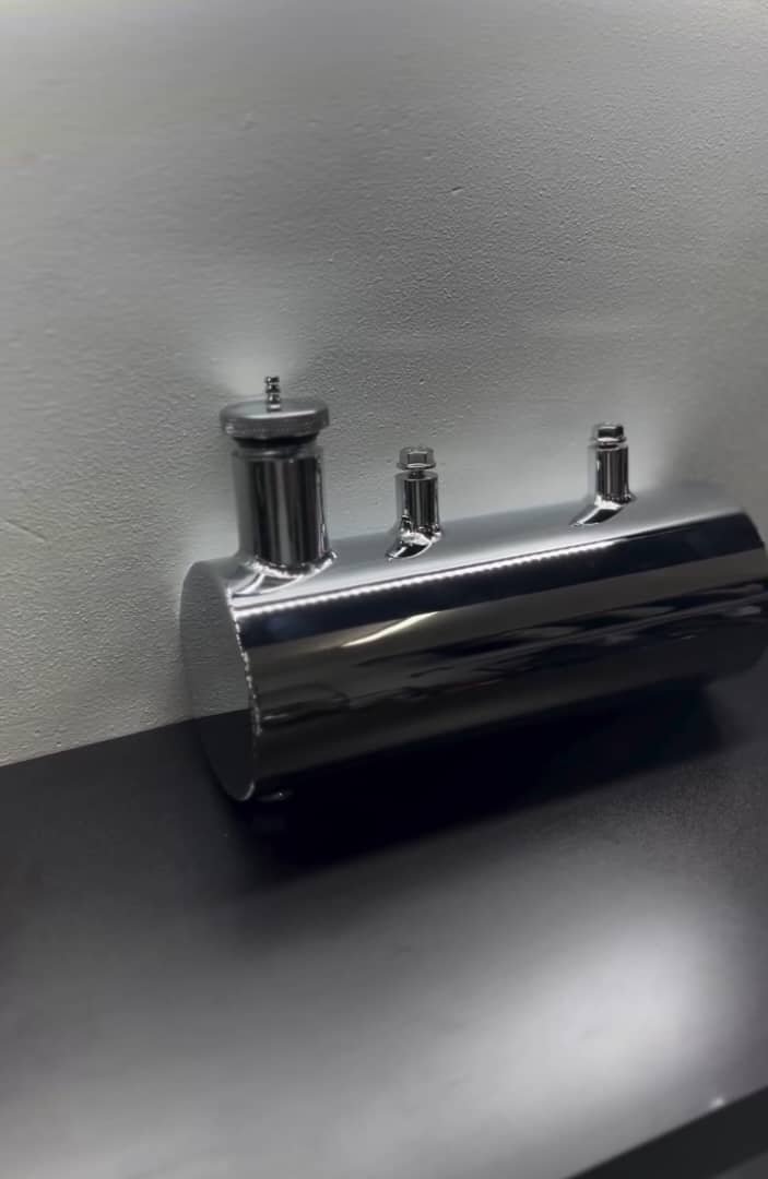 4 liter gas tank - Image 3