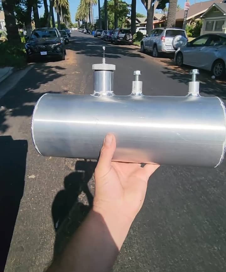4 liter gas tank