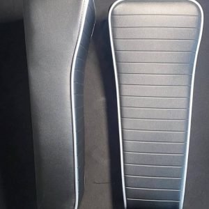 Seat (White Stitching)